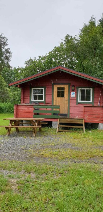 Romsdalseggen Camping Isfjorden Екстериор снимка