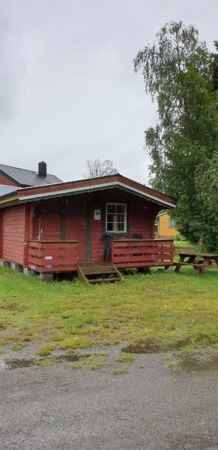 Romsdalseggen Camping Isfjorden Екстериор снимка