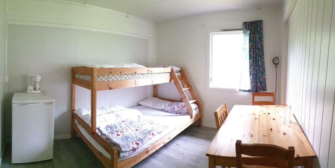Romsdalseggen Camping Isfjorden Екстериор снимка